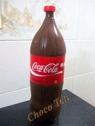 Foto 1 - Bolo garrafa coca cola